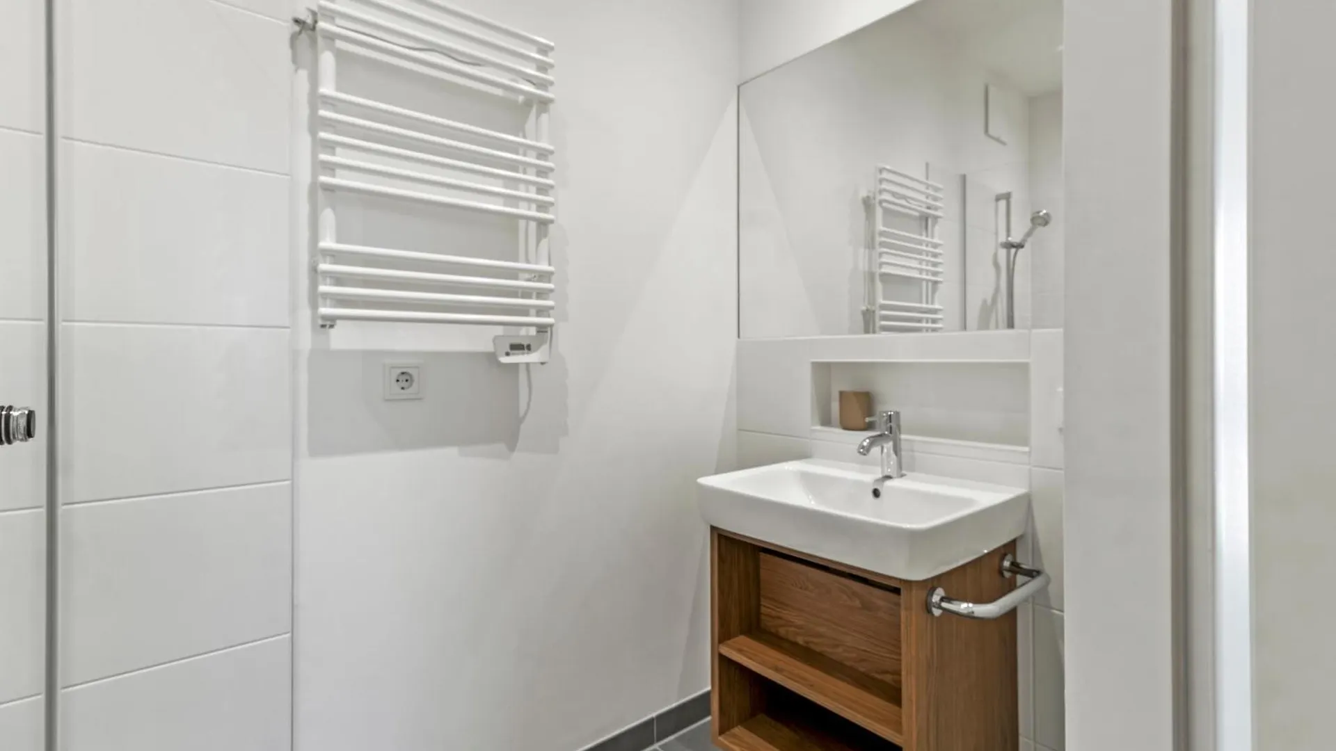 Appartement 4 Min To Metro I 12 Min To Inner City I Top Wifi Wenen