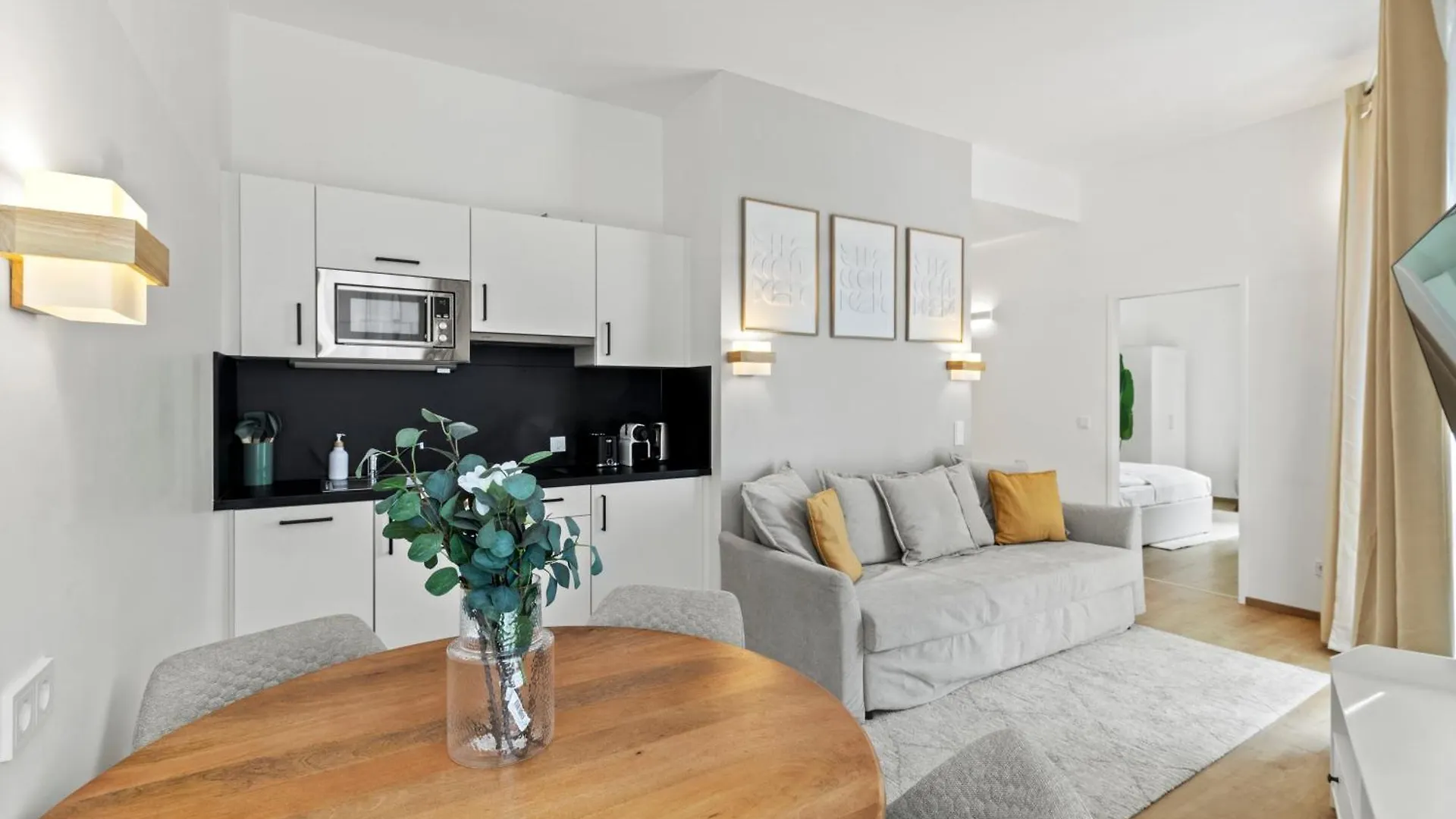 4 Min To Metro I 12 Min To Inner City I Top Wifi Wenen Appartement