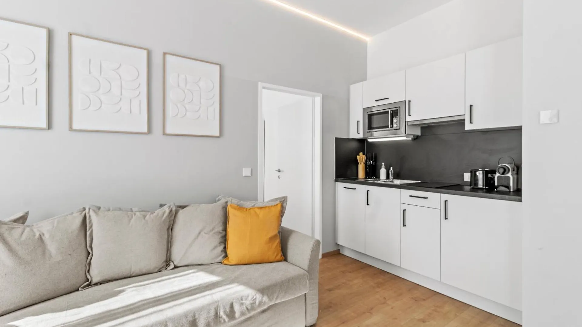 Appartement 4 Min To Metro I 12 Min To Inner City I Top Wifi Wenen